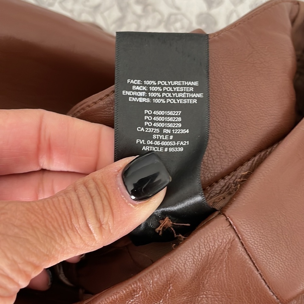 Wilfred x Aritzia brown vegan leather high rise pleated pants size 00 - Picture 11 of 11